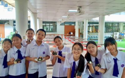 Grade 6 Japanese class participated in Onigiri Action 2025
